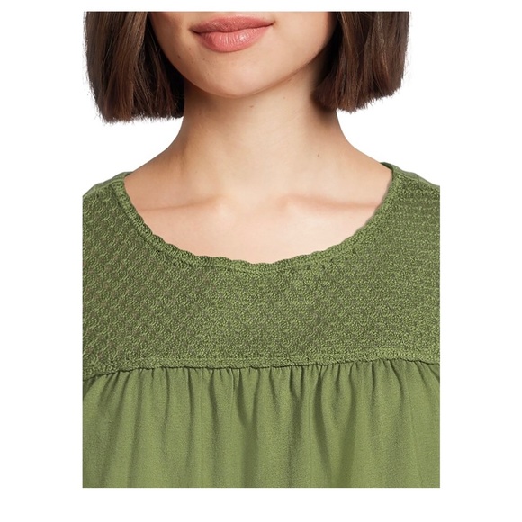 TIME and TRU Womens Sleeveless Smock Top Size Medium 8-10 Green Chili New - Picture 2 of 8